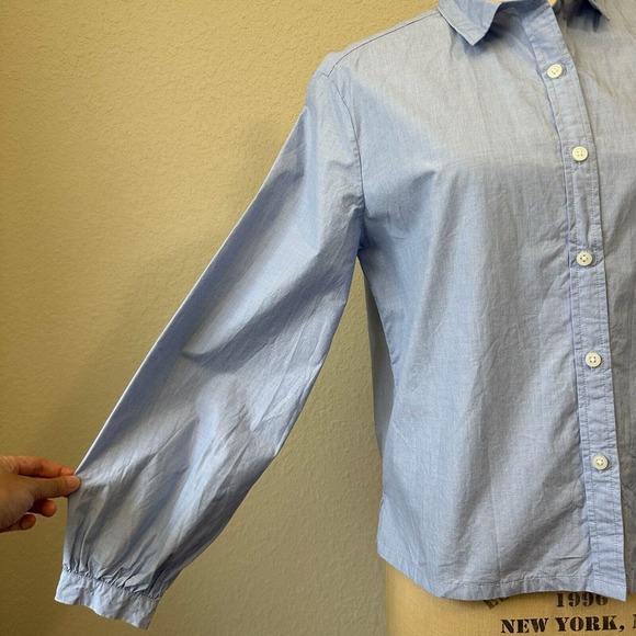 EVERLANE The Organic Cotton Prep Shirt Puff-Sleeve in Baby Blue - Picture 3 of 11